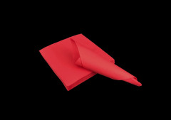 SERVIETTE GAUFREE ROUGE 1/4 38X38 CM (50 U)