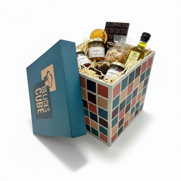 COFFRET CUBE CARTONNE «&nbsp;DELICES CUBE&nbsp;» AVEC COUVERCLE 18X18X19 CM (1 U)